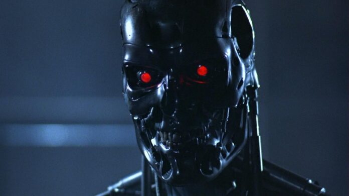 Nell'immaggine il T800 il cyborg del film Terminator di James Cameron del 1984 - Smart Marketing